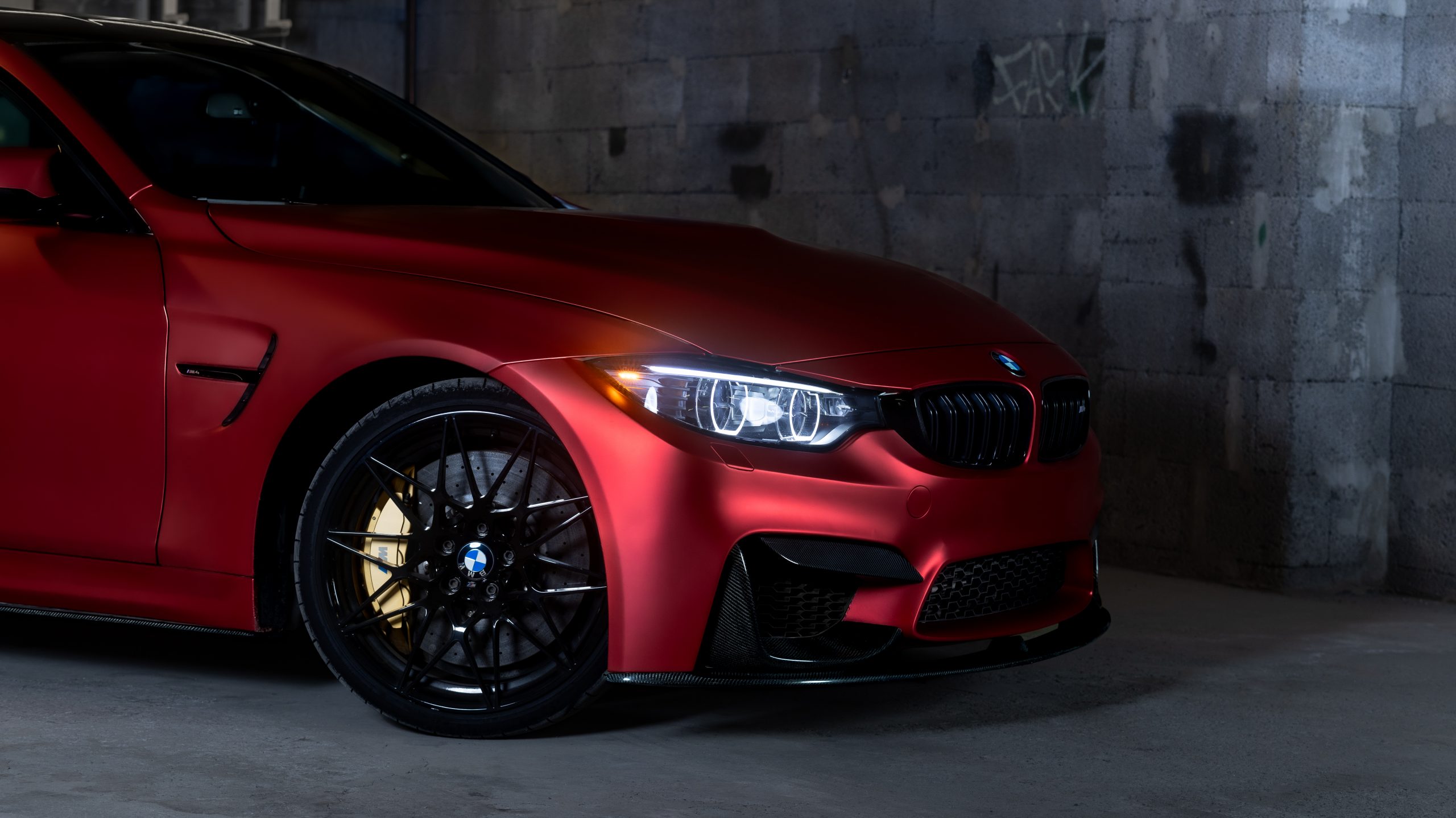 RED BMW